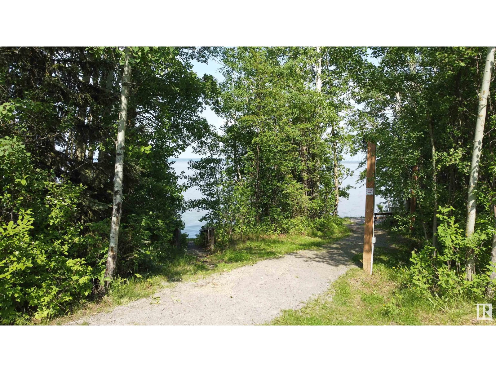 213 Crystal Springs Dr, Rural Wetaskiwin County, Alberta  T0C 2V0 - Photo 31 - E4441194