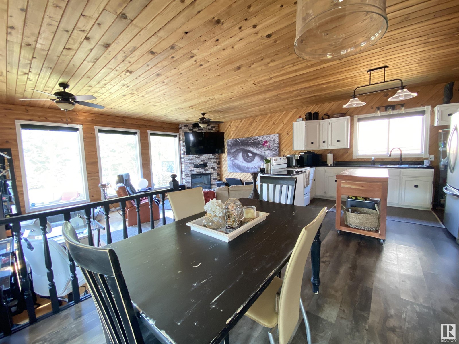 213 Crystal Springs Dr, Rural Wetaskiwin County, Alberta  T0C 2V0 - Photo 6 - E4441194