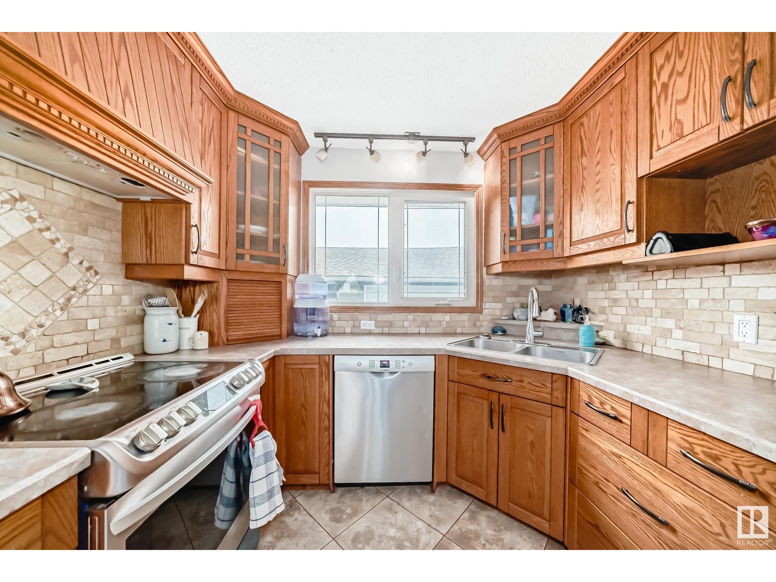 5227 49 Av, Onoway, Alberta  T0E 1V0 - Photo 5 - E4442079