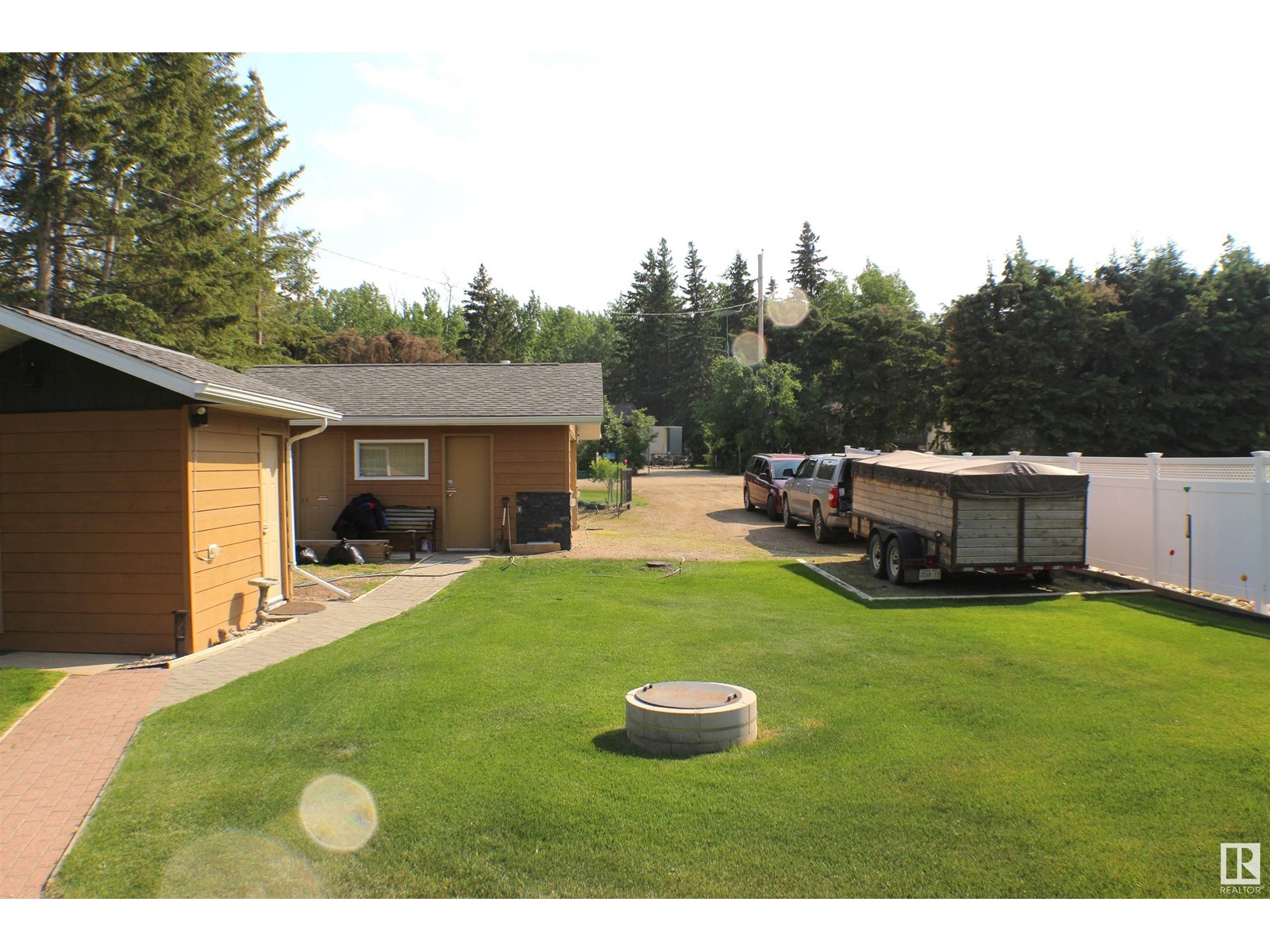 5582 Nakamun Dr, Rural Lac Ste. Anne County, Alberta  T0E 1V0 - Photo 11 - E4442124