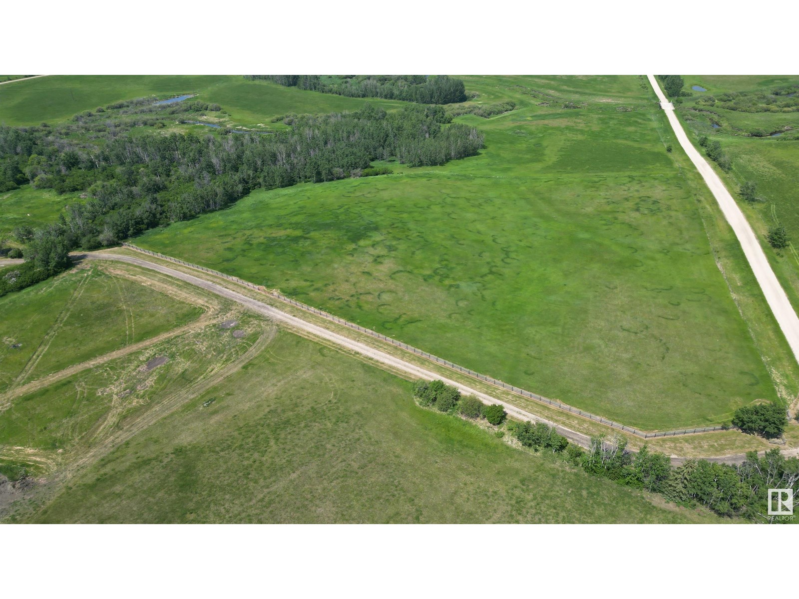57320 Rge Road 75, Rural Lac Ste. Anne County, Alberta  T0E 1Y0 - Photo 8 - E4442240