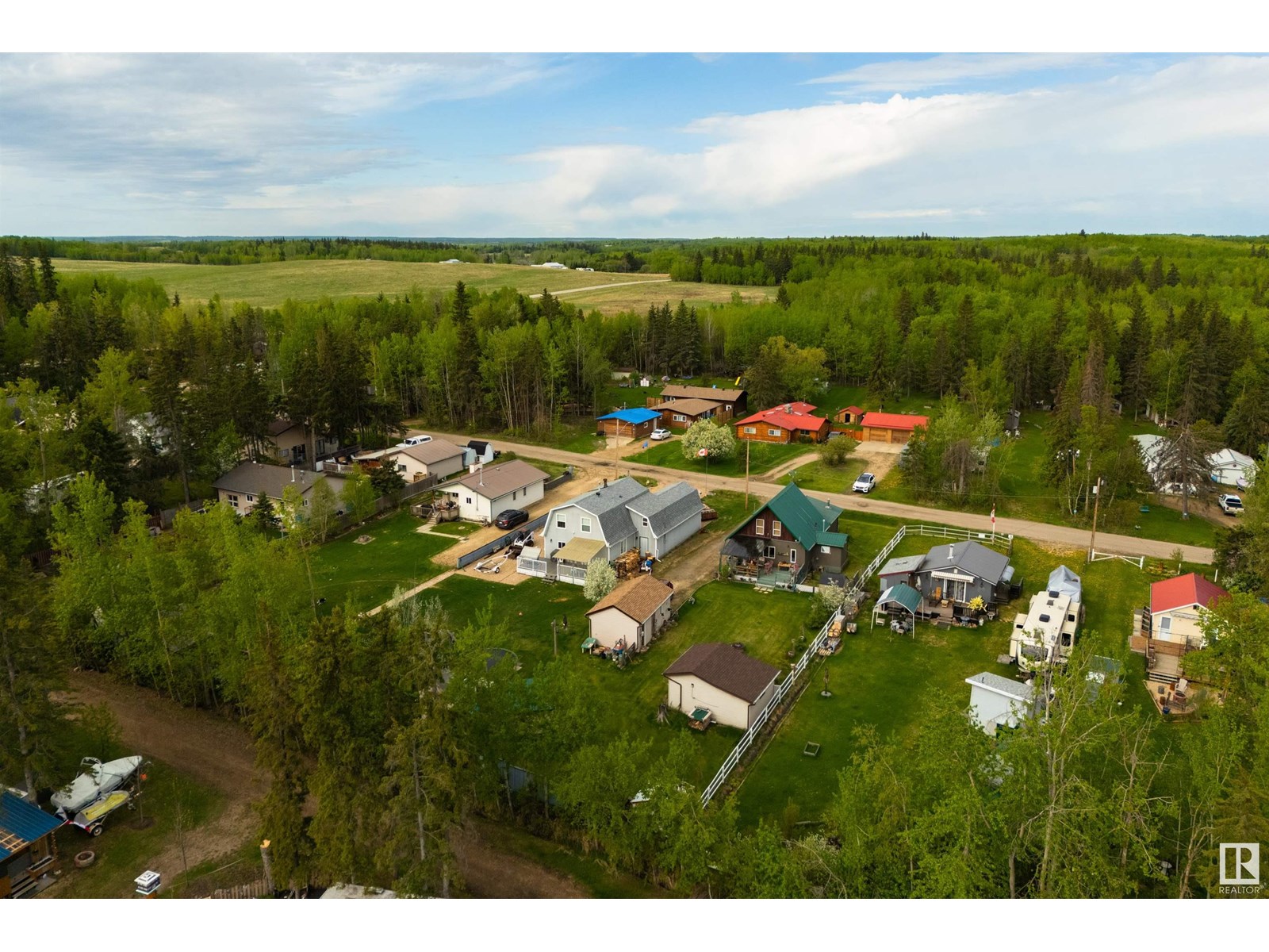 #19 3016 Twp Road 572, Rural Lac Ste. Anne County, Alberta  T0E 1A0 - Photo 70 - E4442303