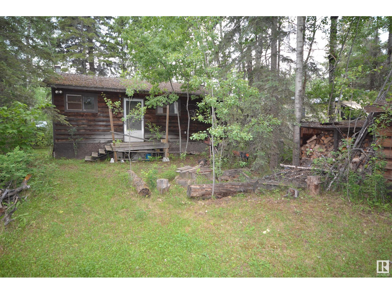 5073 5th ST, rural lac ste. anne county, Alberta