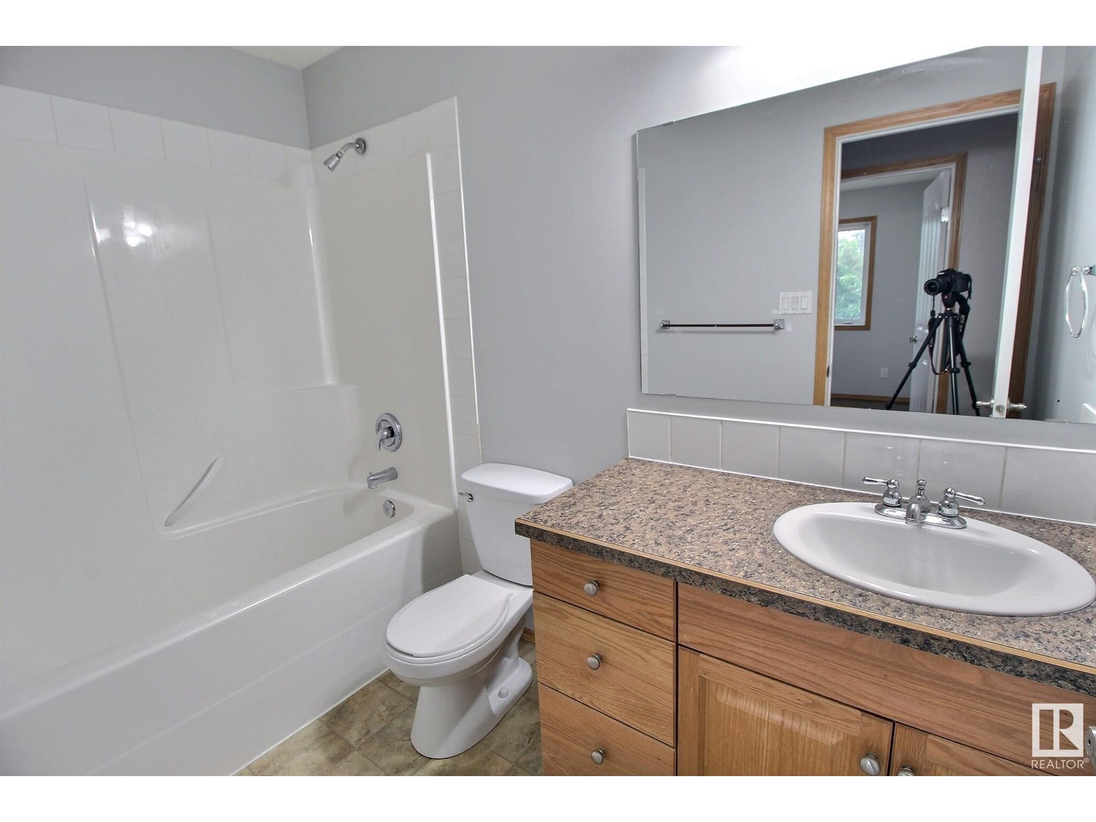 5236 49 Av, Onoway, Alberta  T0E 1V0 - Photo 14 - E4442491