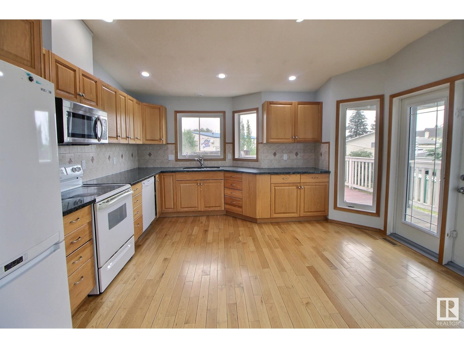 5236 49 Av, Onoway, Alberta  T0E 1V0 - Photo 4 - E4442491