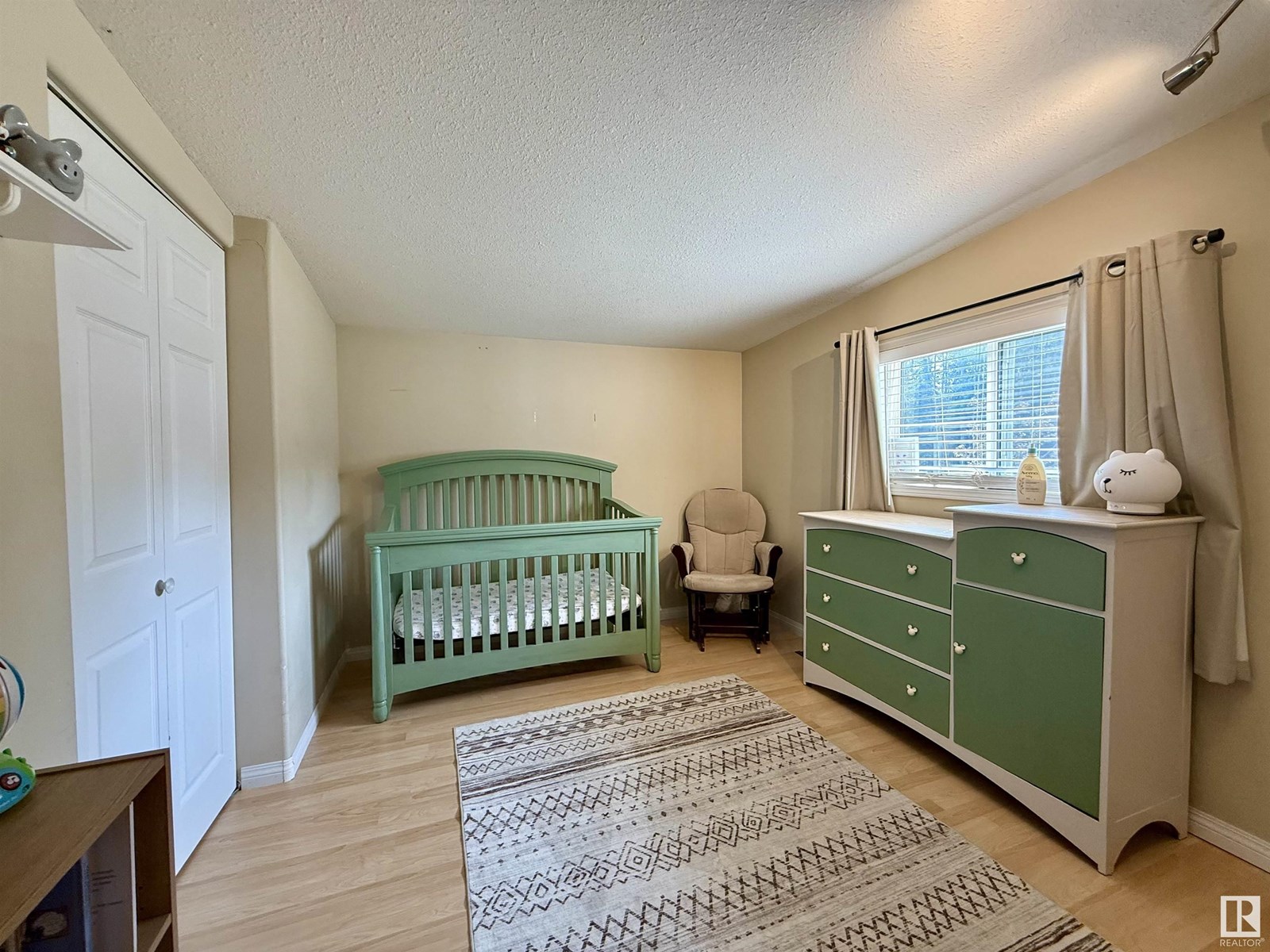 4906 54 Av, Cynthia, Alberta  T0E 0K0 - Photo 37 - E4442654