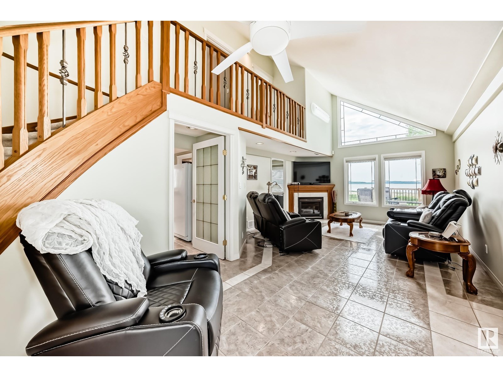 43 Lakeshore Dr, Rural Lac Ste. Anne County, Alberta  T0E 1V0 - Photo 16 - E4444120