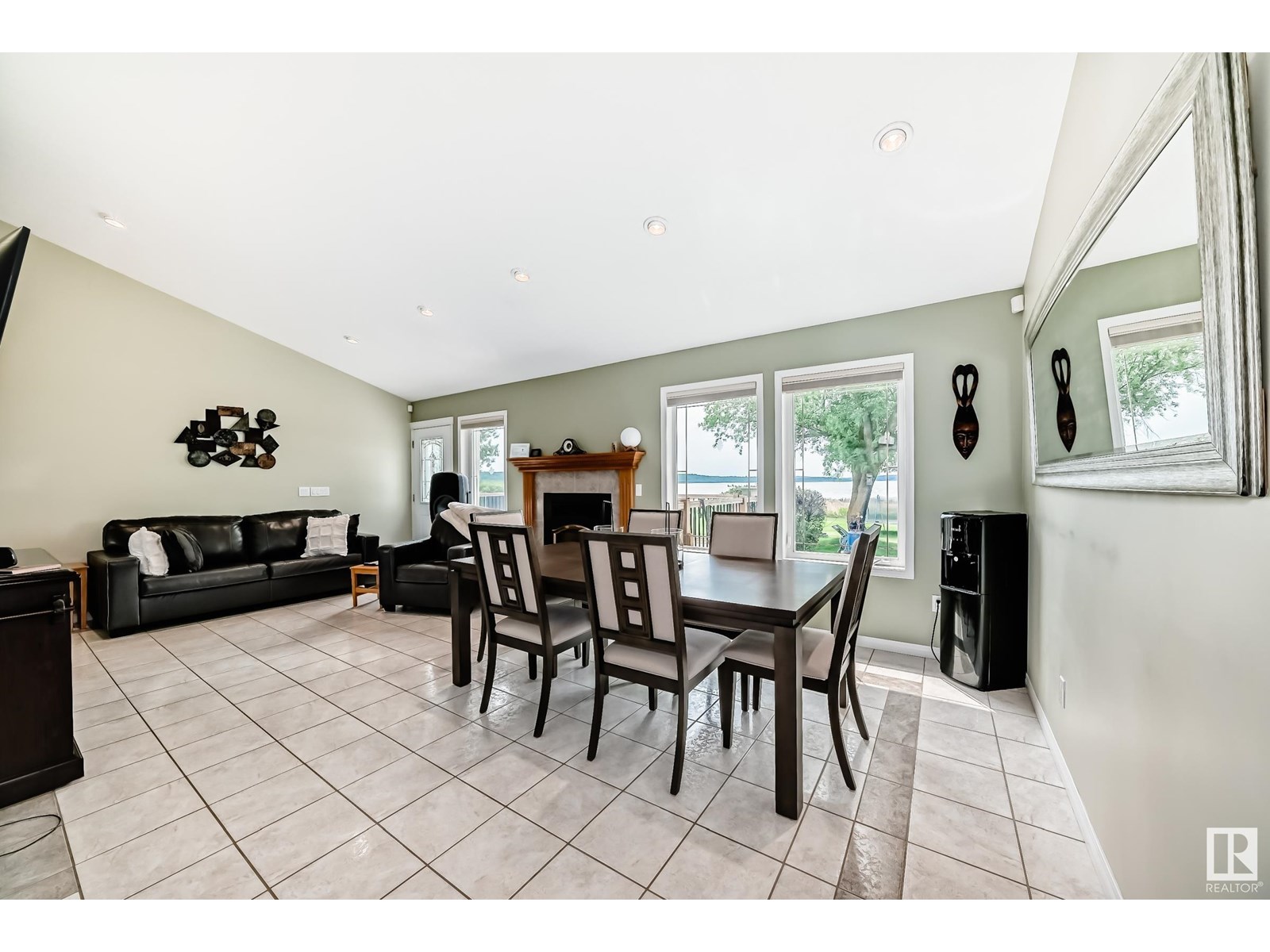43 Lakeshore Dr, Rural Lac Ste. Anne County, Alberta  T0E 1V0 - Photo 19 - E4444120