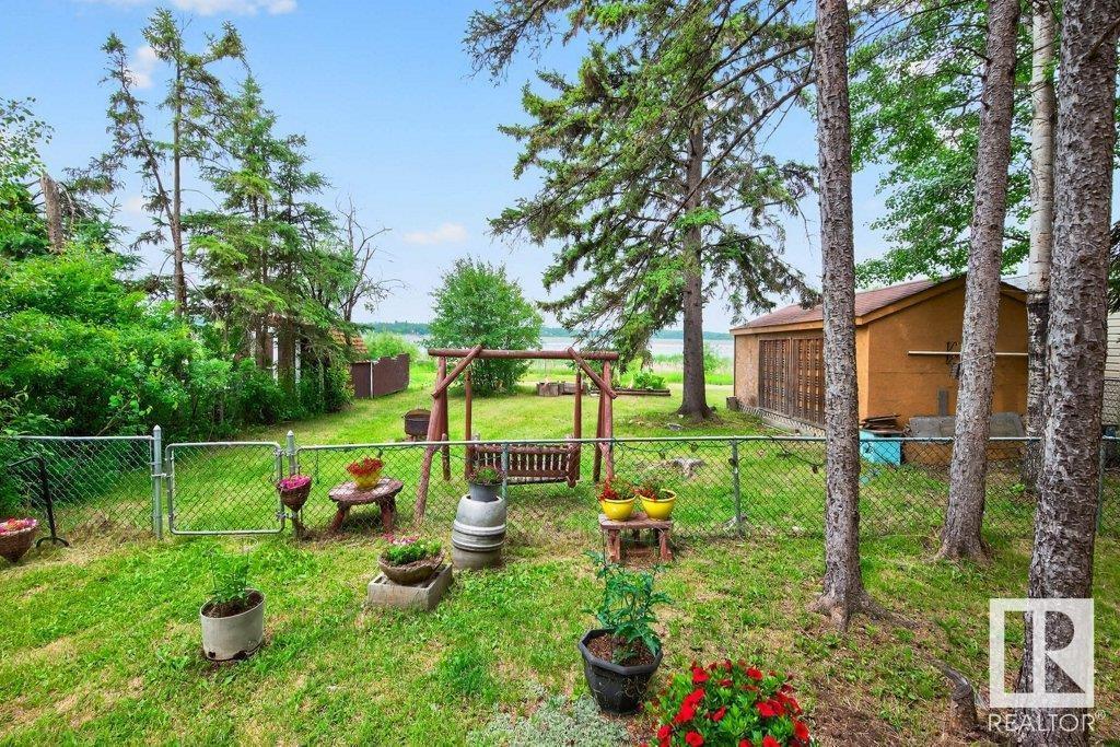 287 Lakeshore Dr, Rural Lac Ste. Anne County, Alberta  T0E 1V0 - Photo 29 - E4444758