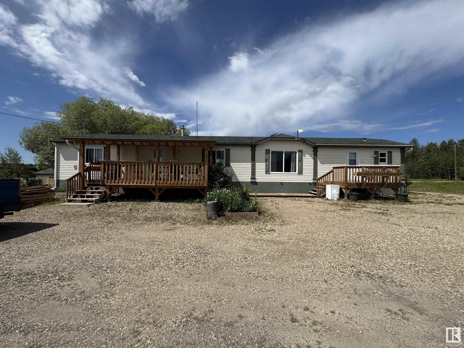 4901 46 Av, Violet Grove, Alberta  T7A 2A1 - Photo 1 - E4445723