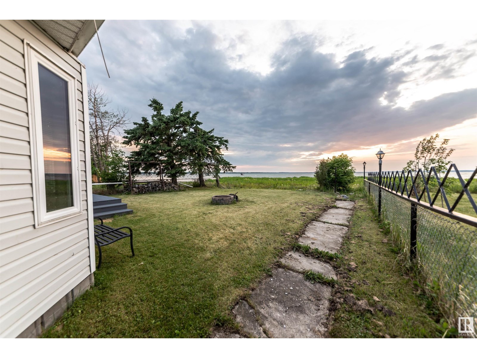 5036 50 Av, Rural Lac Ste. Anne County, Alberta  T0E 0A0 - Photo 9 - E4446118