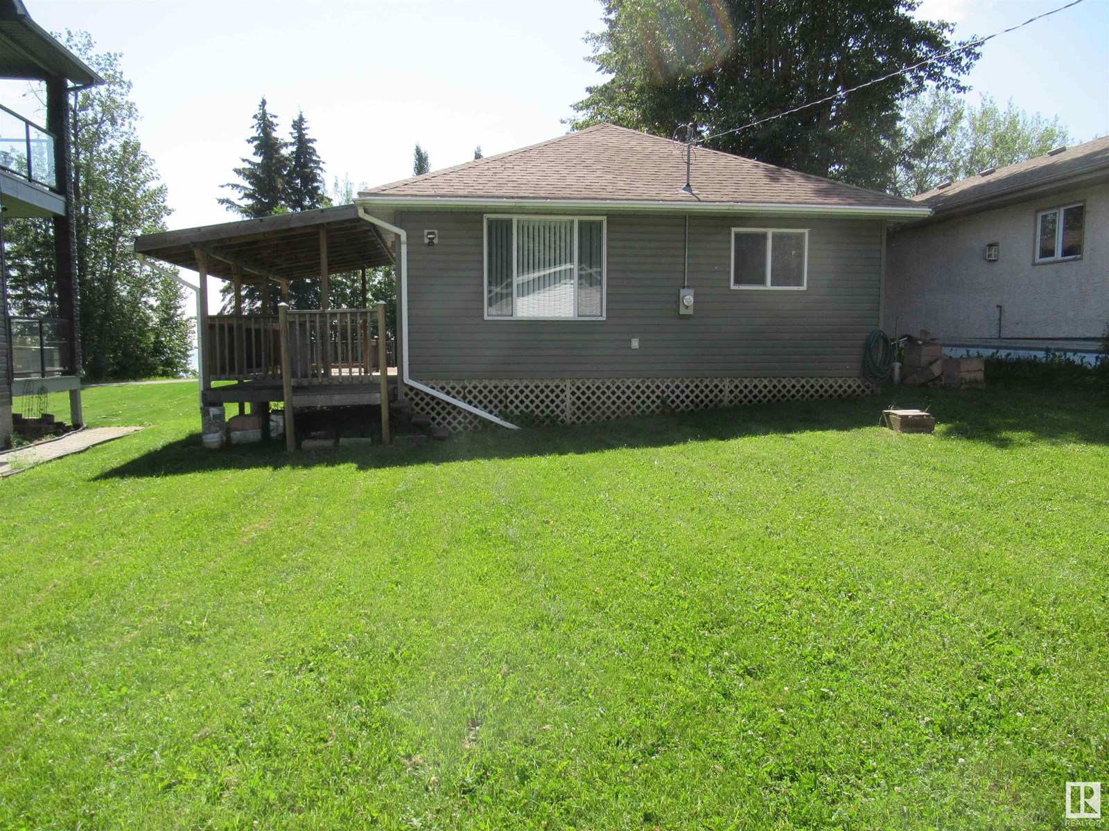 760 Mission Be, Rural Leduc County, Alberta  T0C 2P0 - Photo 3 - E4447312
