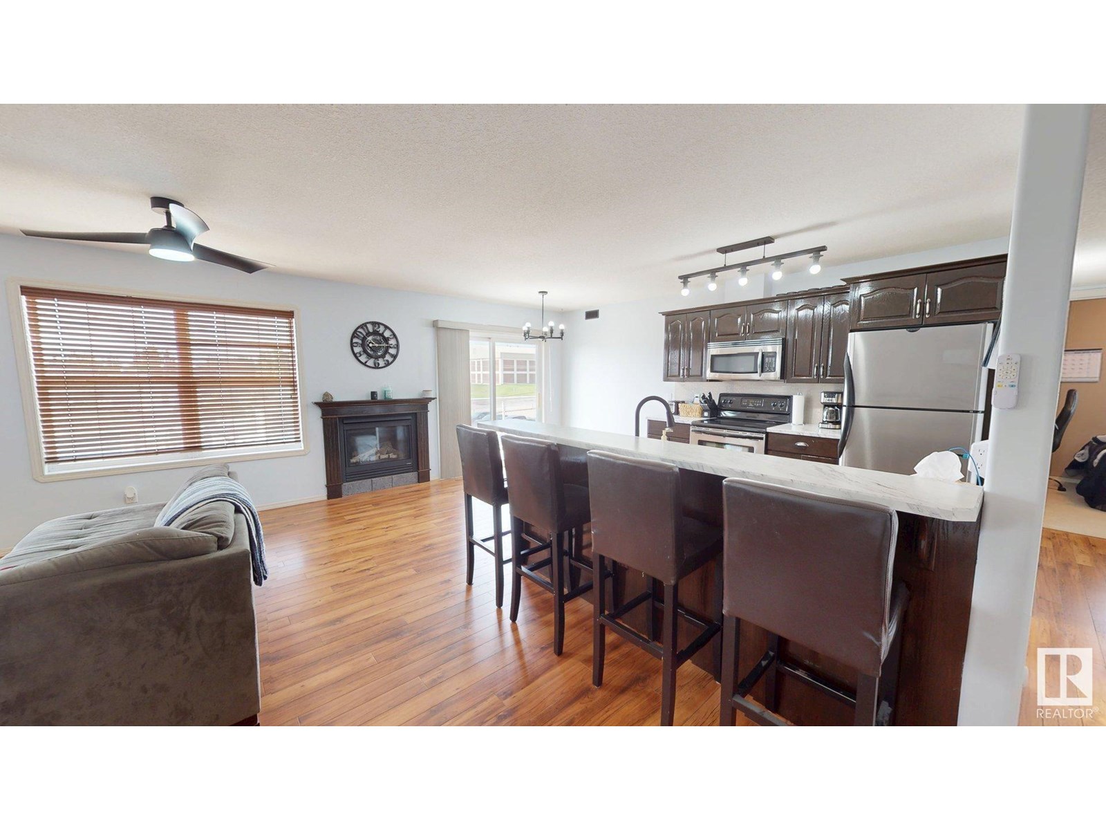 #304 4102 50 Av, Drayton Valley, Alberta  T7A 0A3 - Photo 2 - E4448070