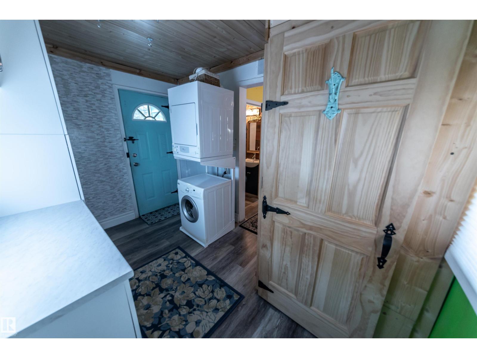 303 3 St, Rural Lac Ste. Anne County, Alberta  T0E 1A0 - Photo 39 - E4448326