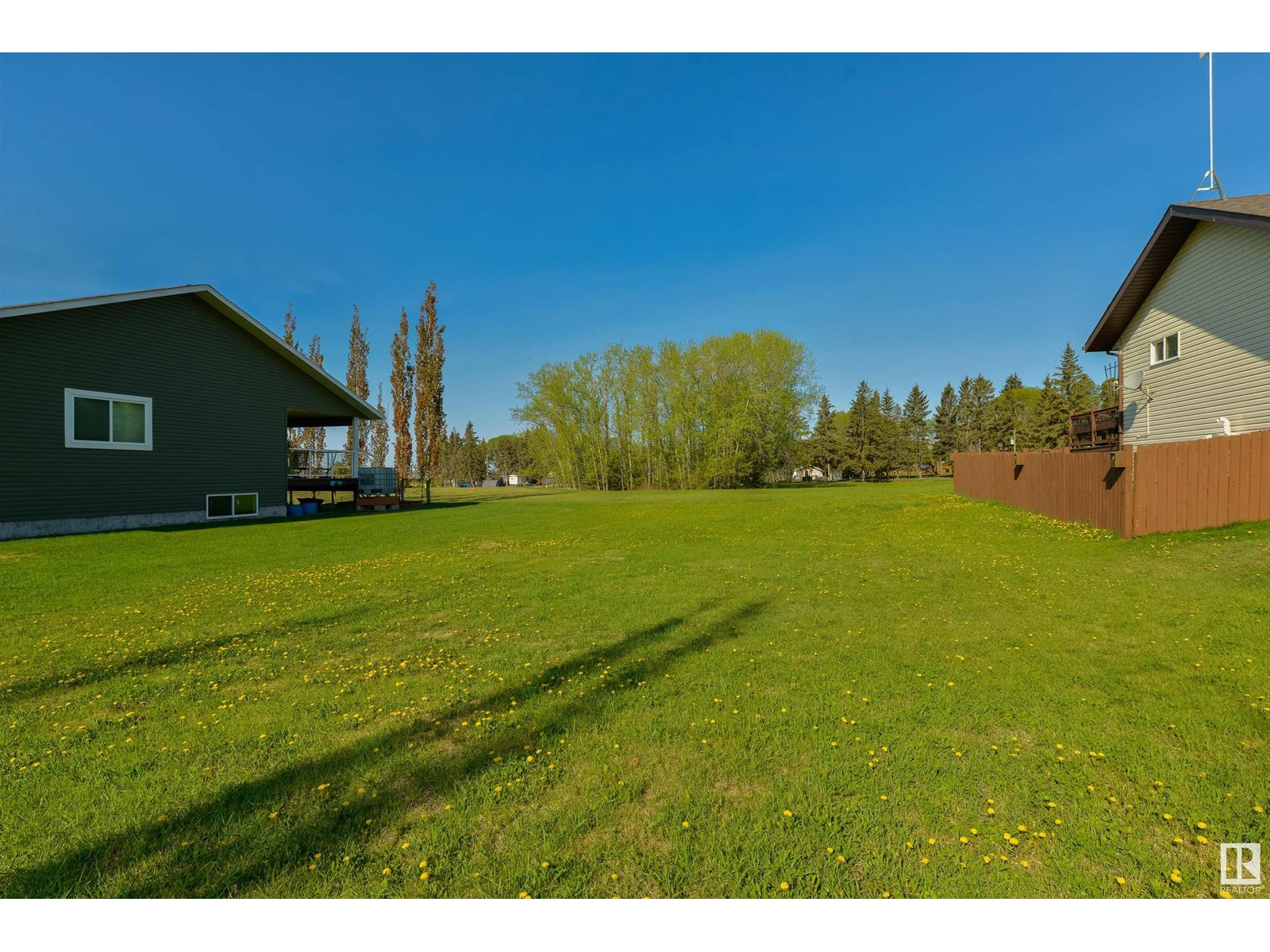 106 1 St, Rural Lac Ste. Anne County, Alberta  T0E 1A0 - Photo 5 - E4448740
