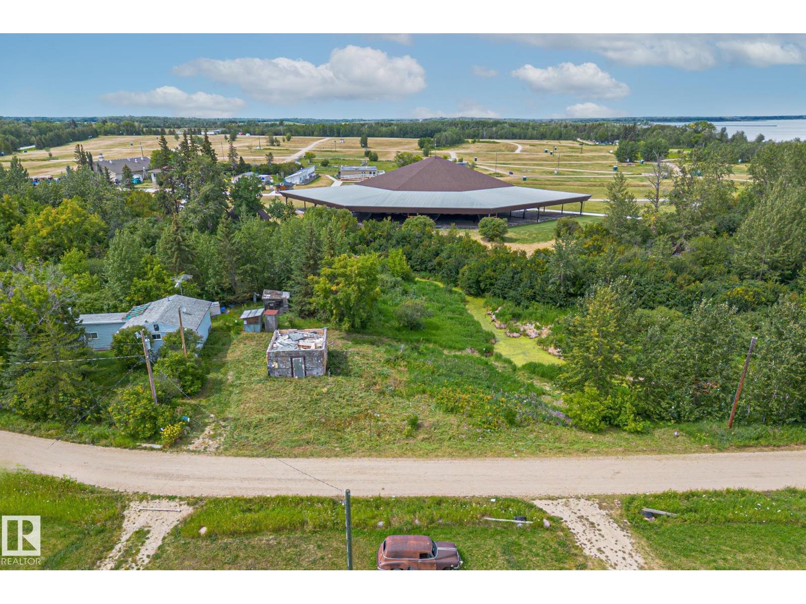 #210 3510 STE. ANNE TR, Rural Lac Ste. Anne County, Alberta