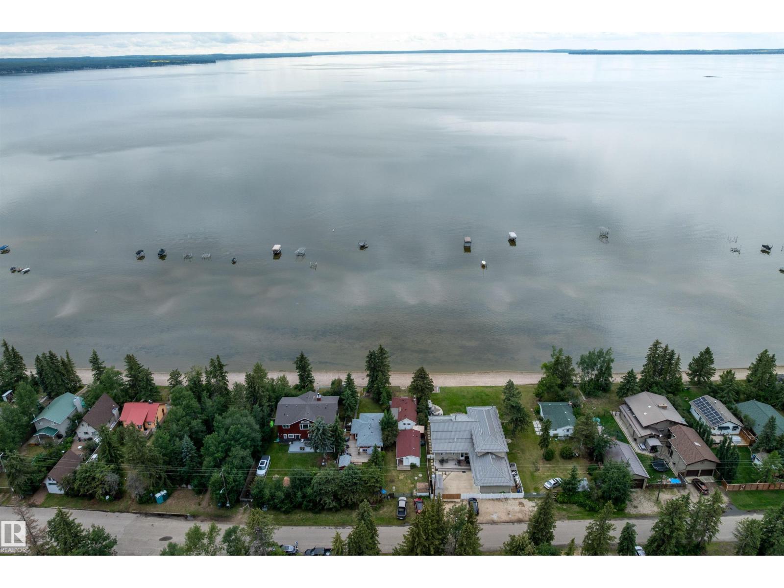419 1st Av, Rural Wetaskiwin County, Alberta  T0C 1X0 - Photo 39 - E4450035