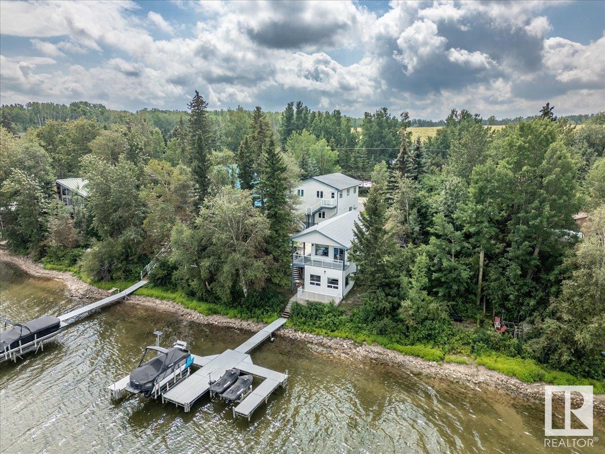 239 Lakeshore Dr, Rural Wetaskiwin County, Alberta  T0C 2V0 - Photo 1 - E4450229