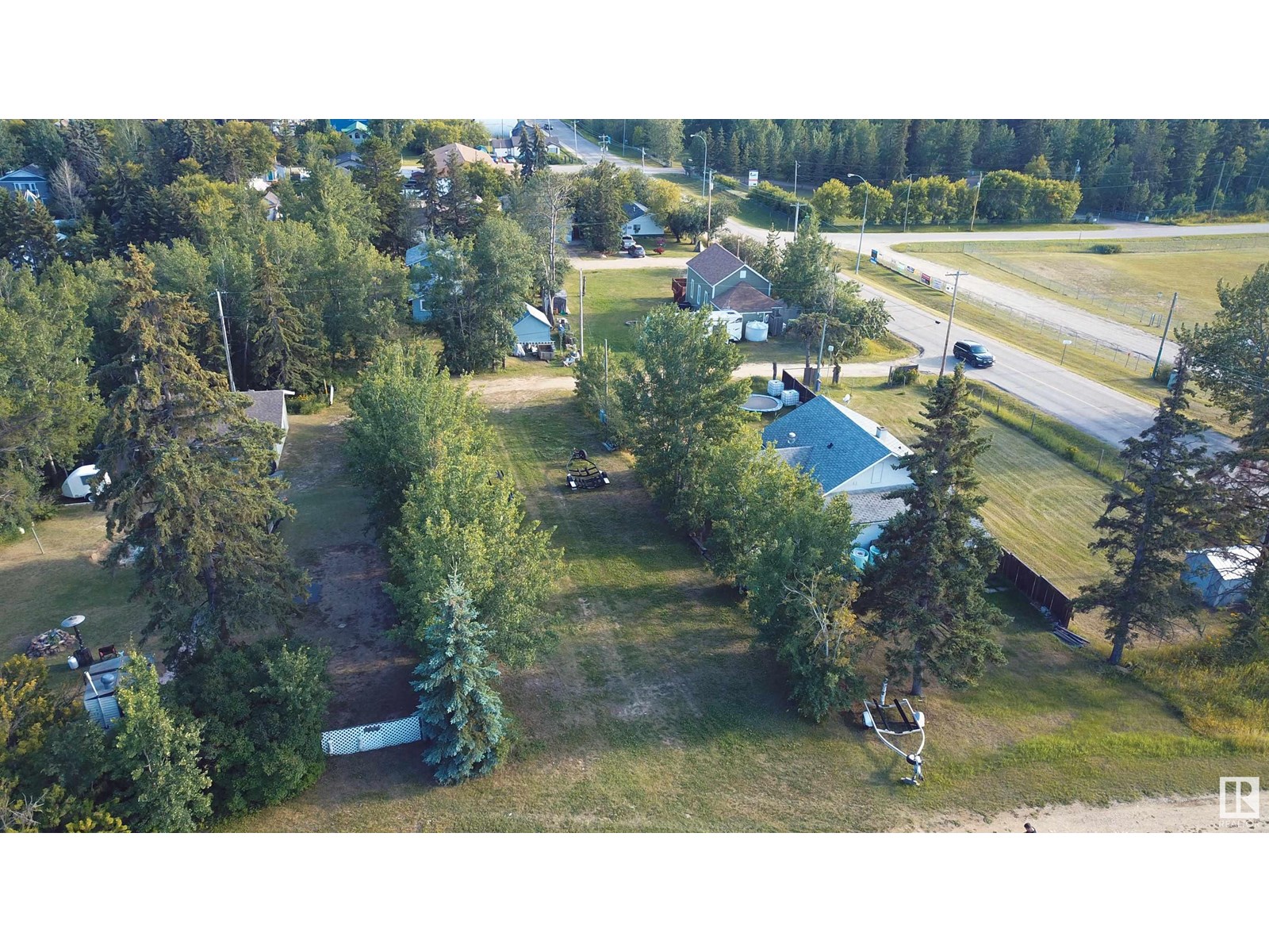 137 1 St, Rural Parkland County, Alberta  T0E 2B0 - Photo 3 - E4450678