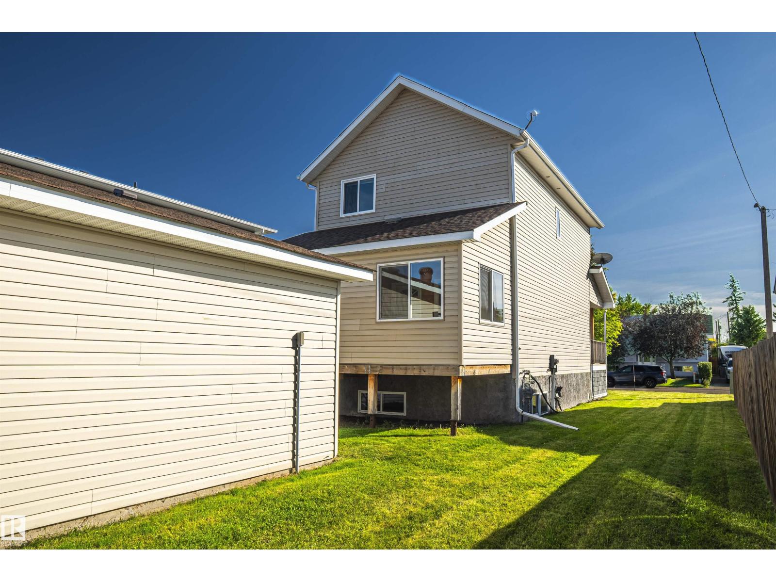 5002 52 Av, Calmar, Alberta  T0C 0V0 - Photo 5 - E4450967