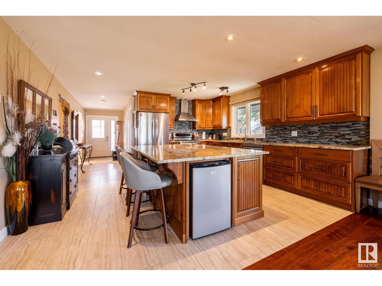 4632 50 Av, Rural Lac Ste. Anne County, Alberta  T0E 0A0 - Photo 6 - E4451499