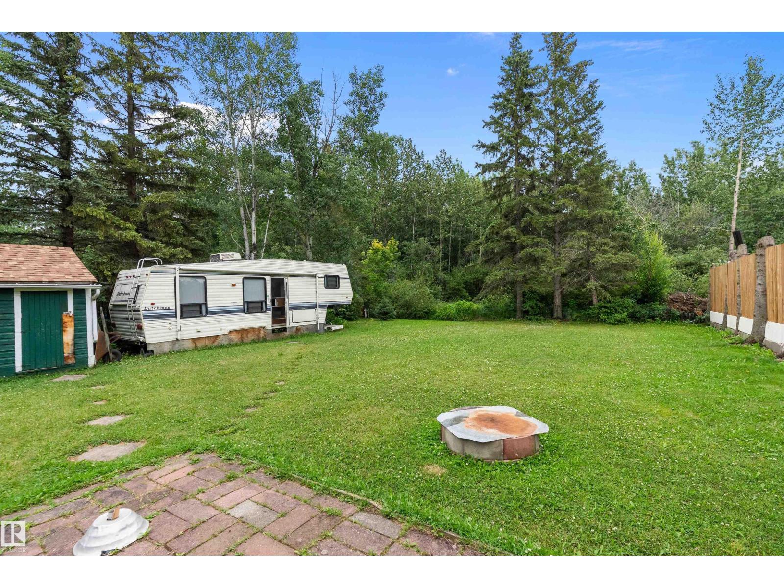 211 2nd Av, Rural Wetaskiwin County, Alberta  T0C 1X0 - Photo 4 - E4451665
