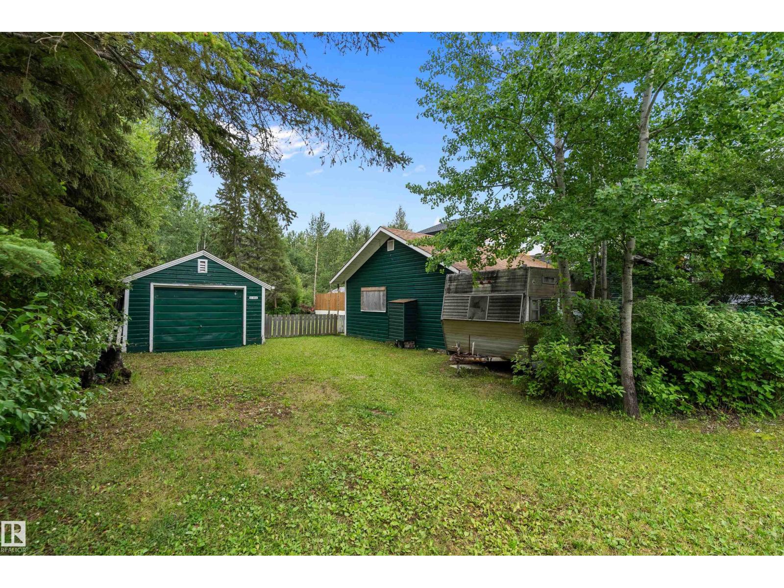 211 2nd Av, Rural Wetaskiwin County, Alberta  T0C 1X0 - Photo 5 - E4451665