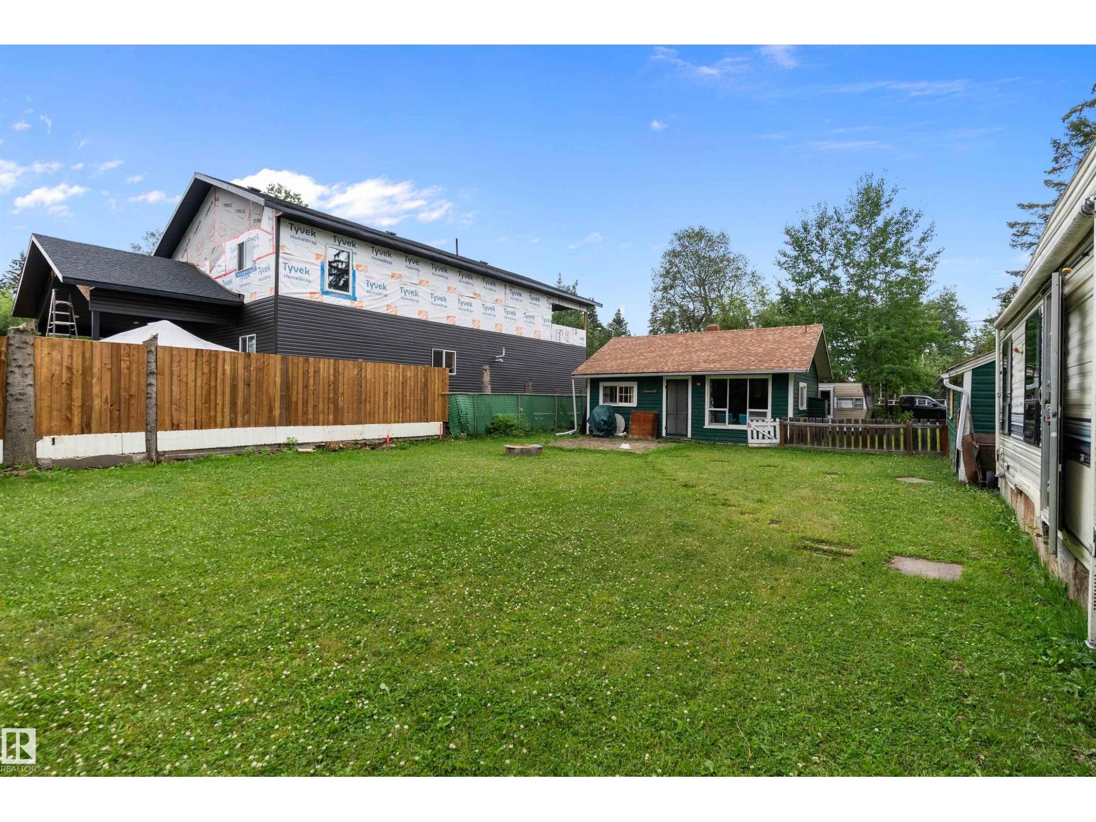 211 2nd Av, Rural Wetaskiwin County, Alberta  T0C 1X0 - Photo 7 - E4451665