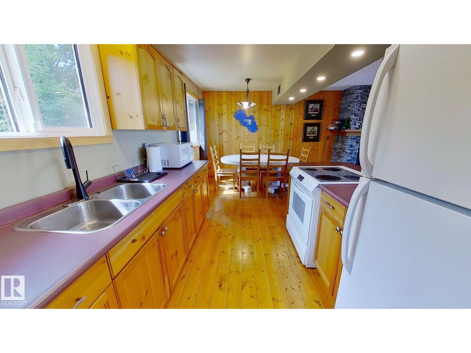 8 Lake Av, Rural Wetaskiwin County, Alberta  T0C 2V0 - Photo 7 - E4451916