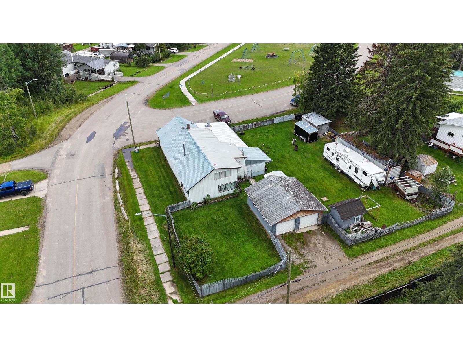 5210 / 5214 47 St, Lodgepole, Alberta  T0E 1K0 - Photo 3 - E4452102