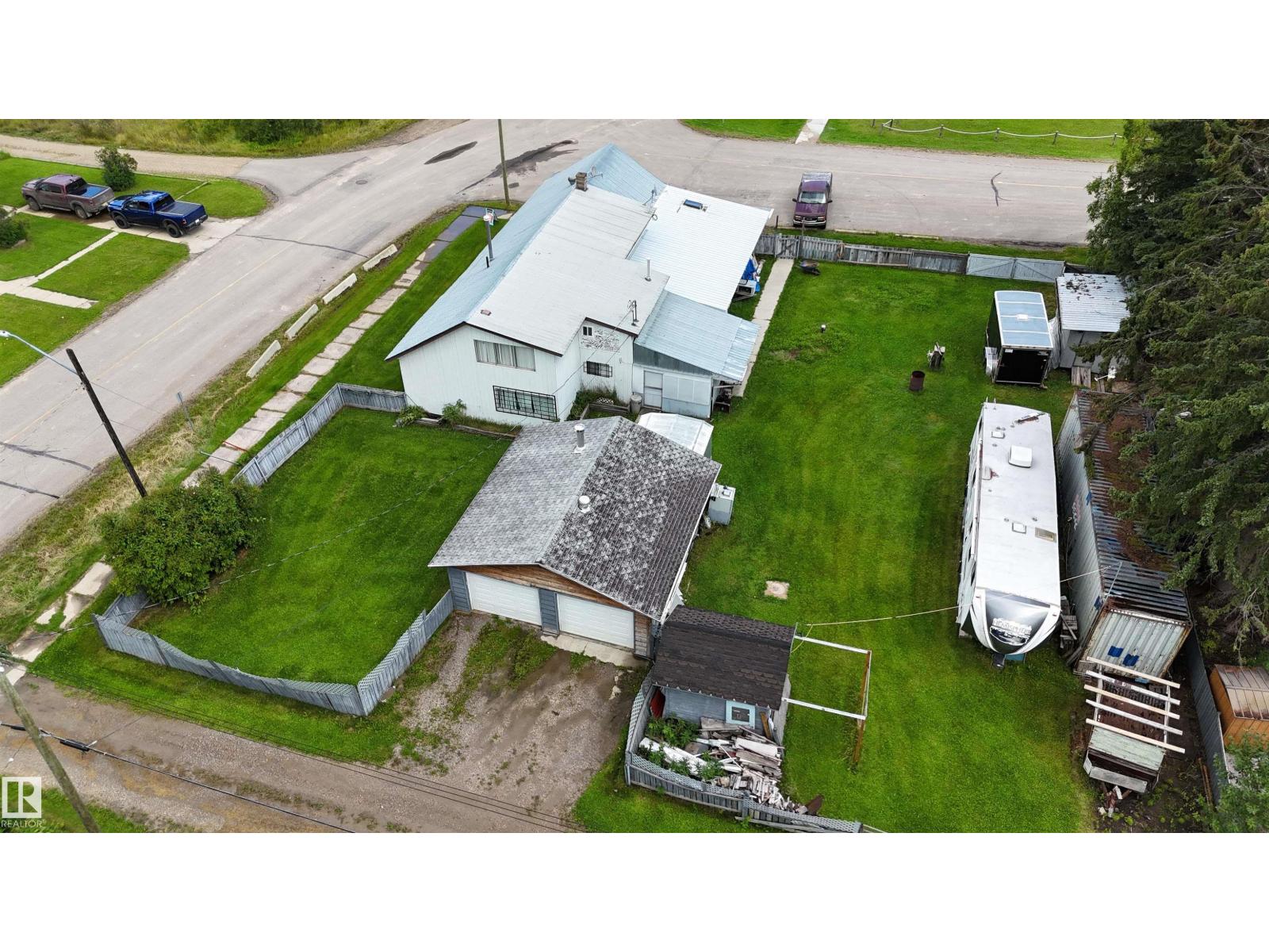 5210 / 5214 47 St, Lodgepole, Alberta  T0E 1K0 - Photo 4 - E4452102