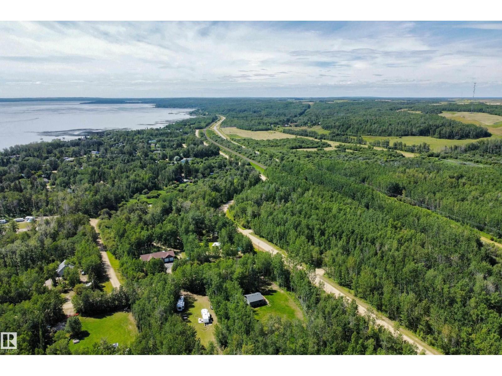 4312 Lakeshore Rd, Rural Parkland County, Alberta  T0E 2K0 - Photo 17 - E4452595