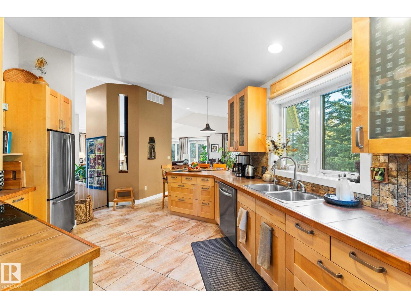 8316 Hwy 16a, Rural Yellowhead, Alberta  T0E 0T0 - Photo 12 - E4453322