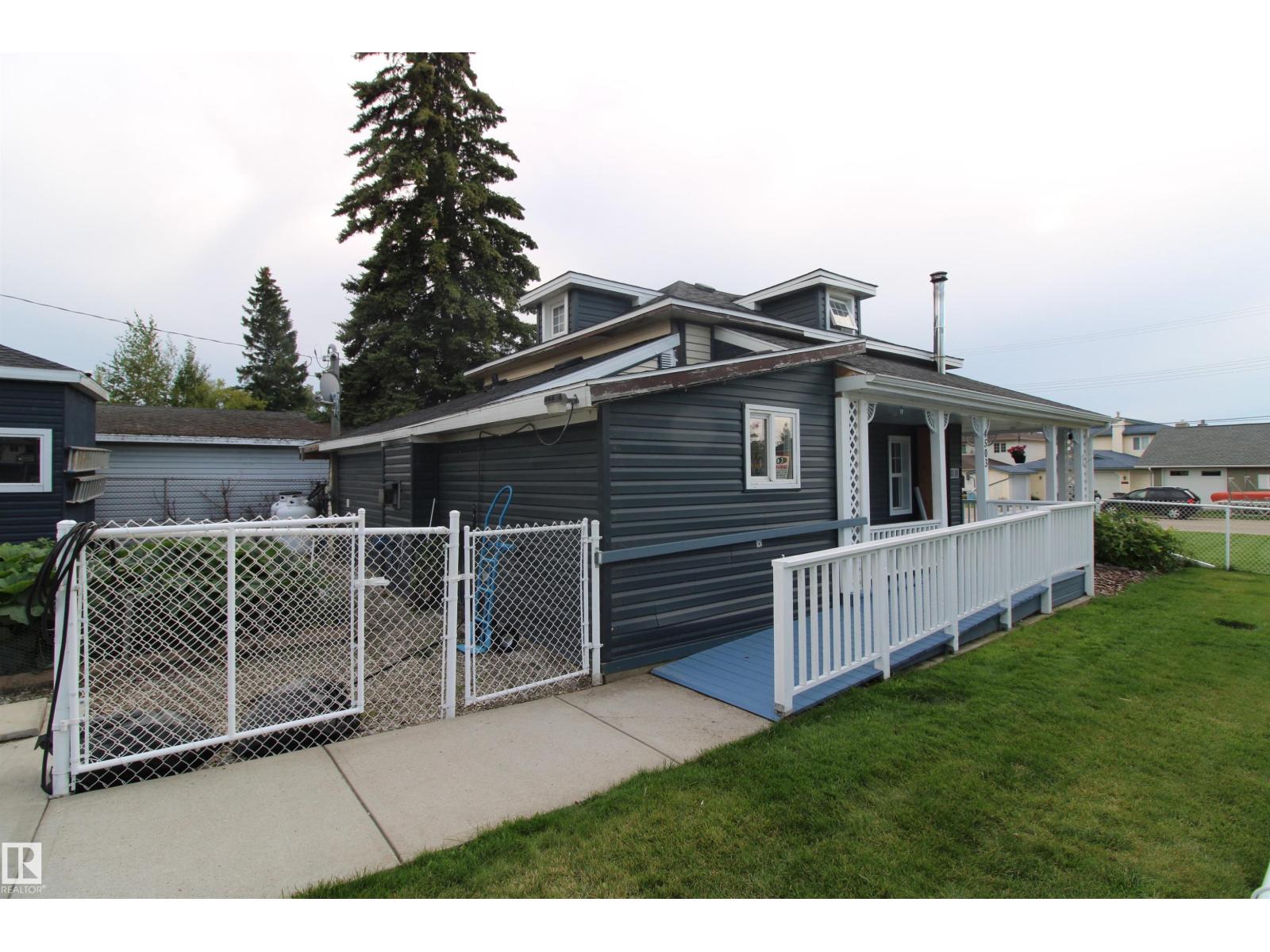 4503 50 Av, Rural Lac Ste. Anne County, Alberta  T0E 0A0 - Photo 12 - E4453690