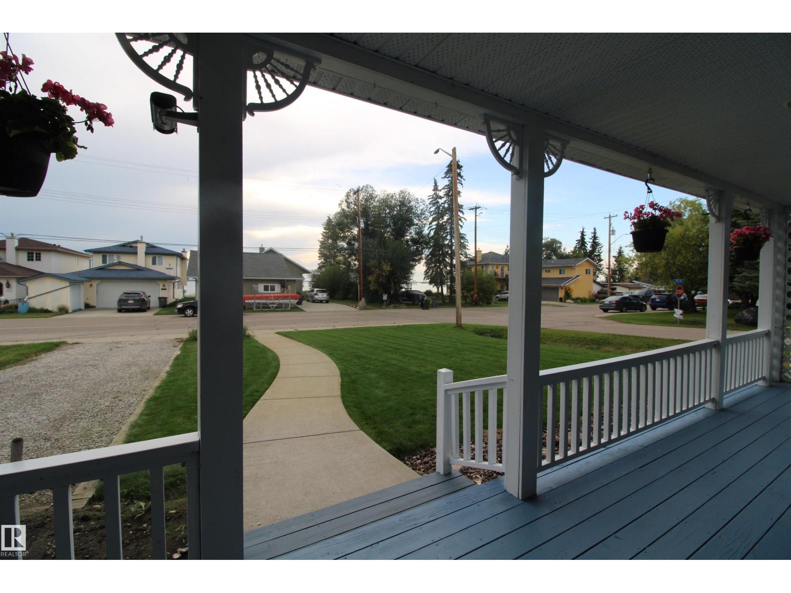 4503 50 Av, Rural Lac Ste. Anne County, Alberta  T0E 0A0 - Photo 18 - E4453690