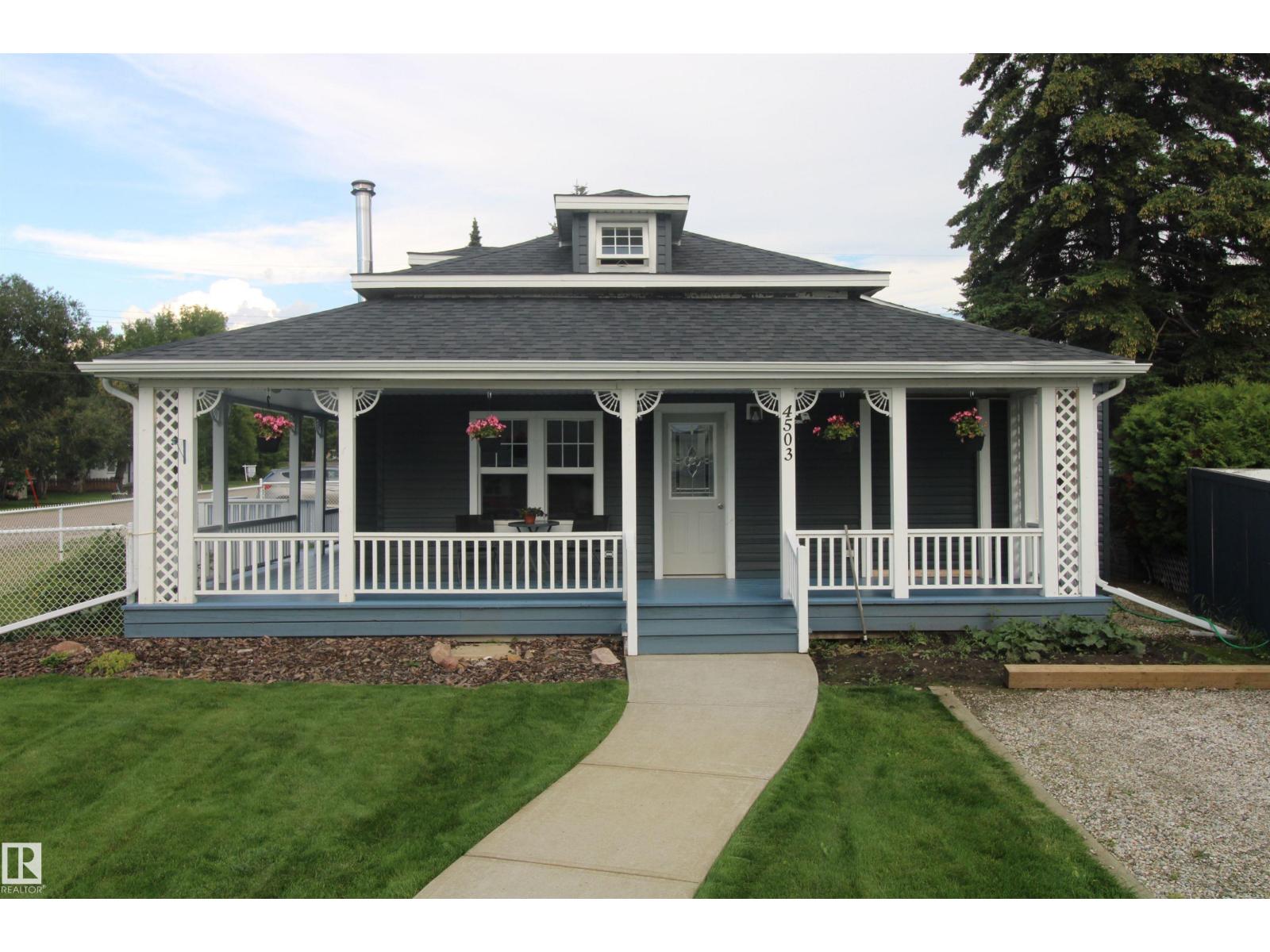 4503 50 Av, Rural Lac Ste. Anne County, Alberta  T0E 0A0 - Photo 2 - E4453690