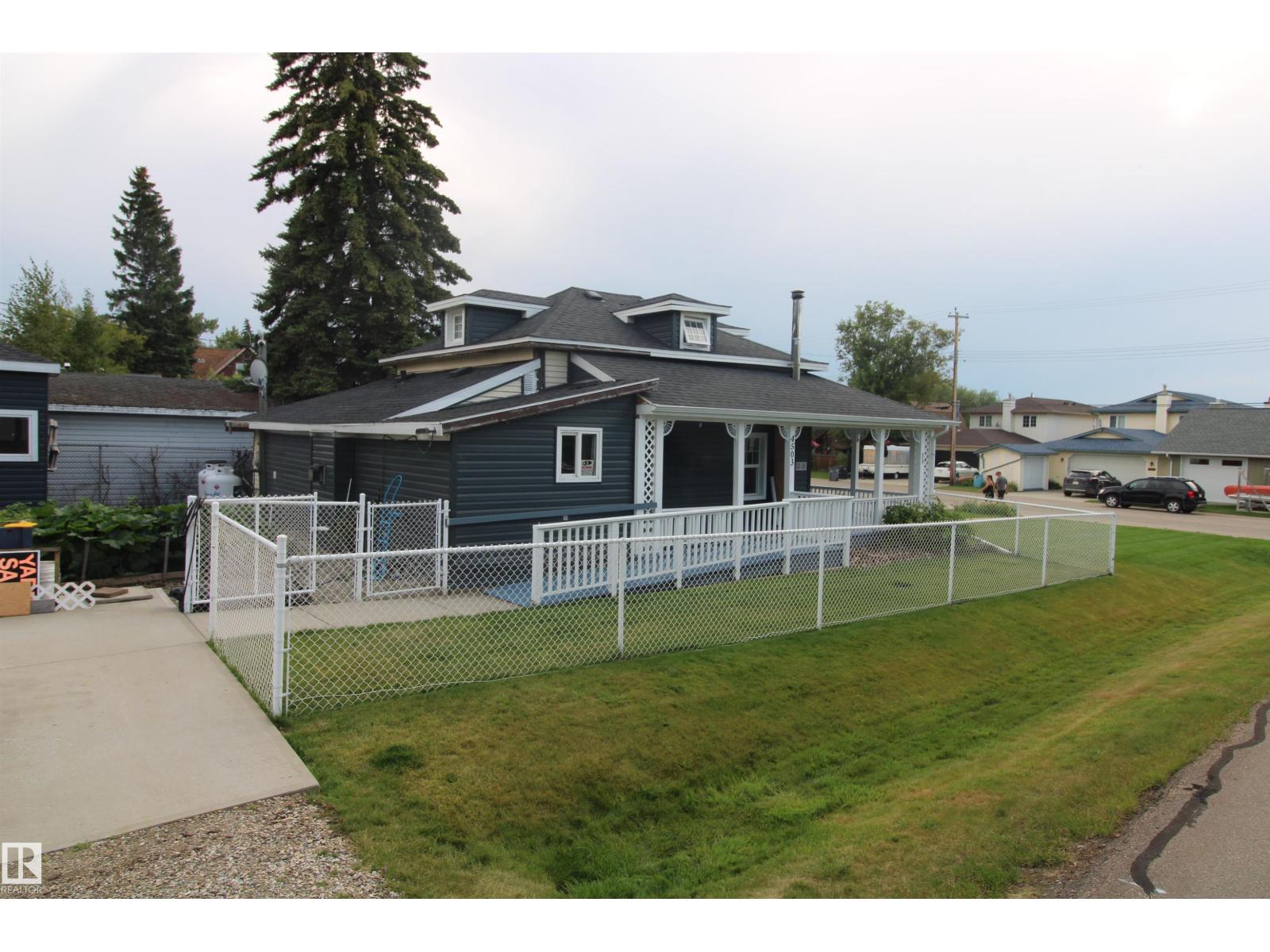 4503 50 Av, Rural Lac Ste. Anne County, Alberta  T0E 0A0 - Photo 8 - E4453690