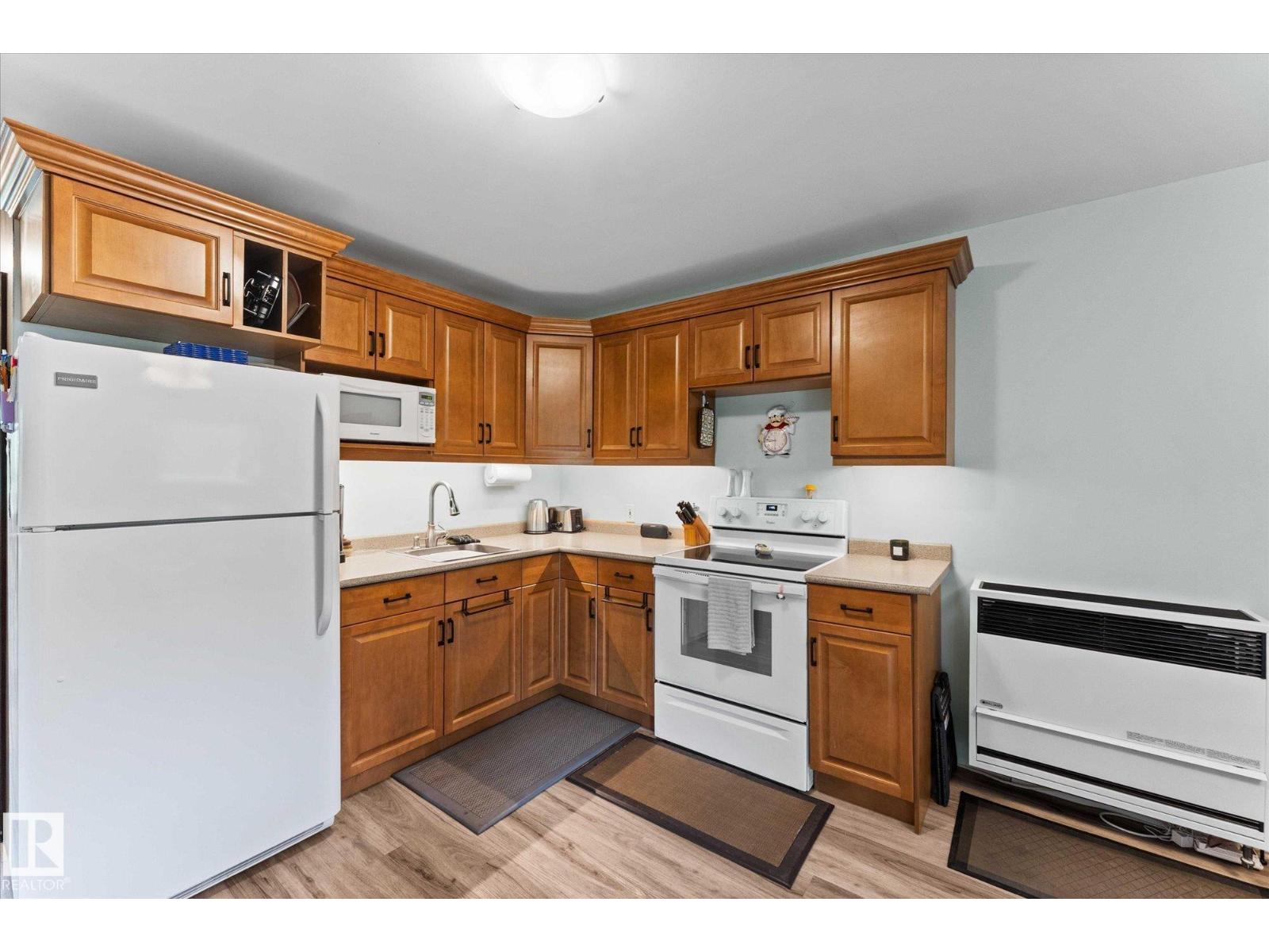 728 7 Street, Rural Lac Ste. Anne County, Alberta  T0E 1A0 - Photo 12 - E4454236