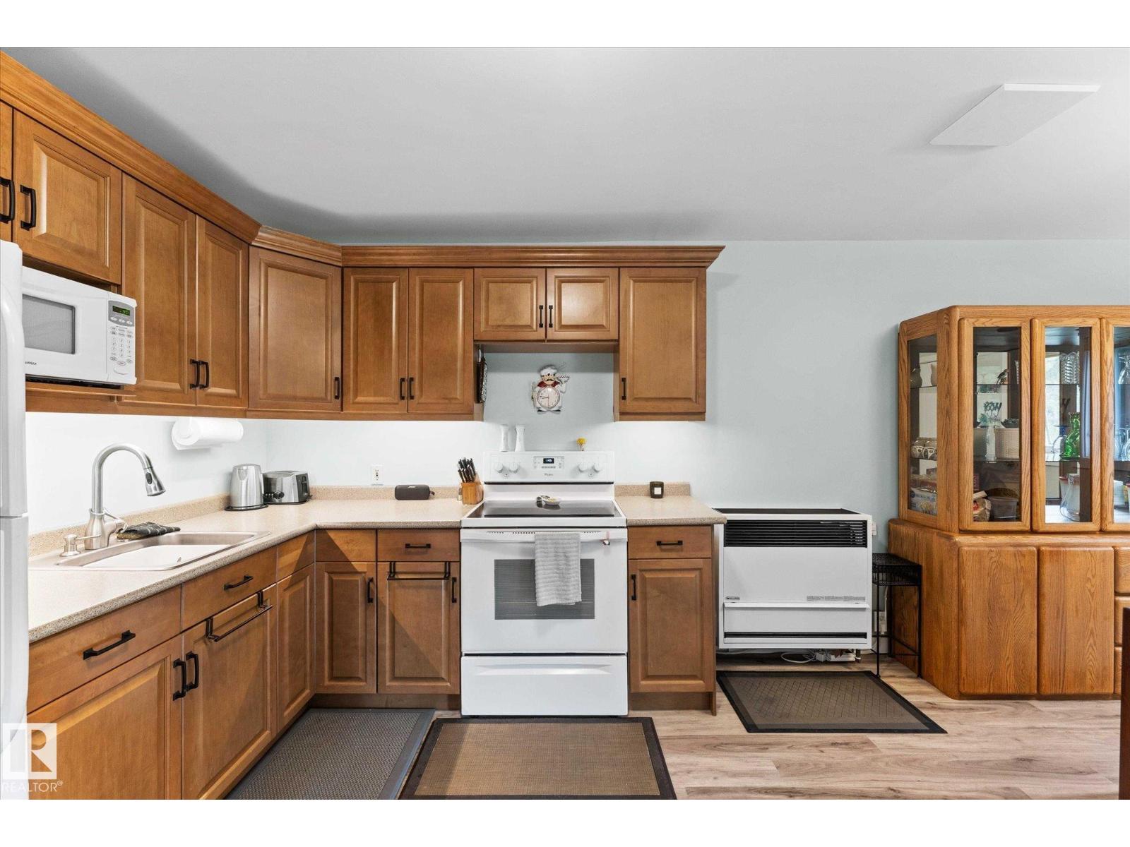 728 7 Street, Rural Lac Ste. Anne County, Alberta  T0E 1A0 - Photo 13 - E4454236