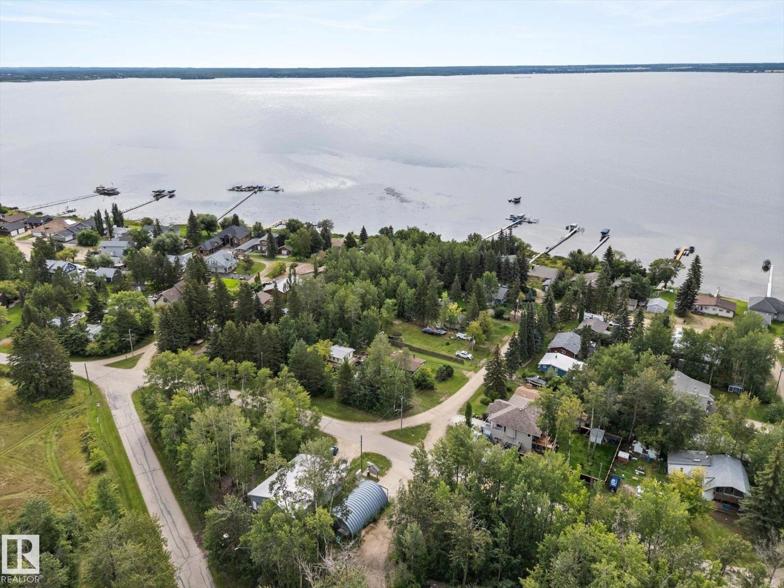 728 7 Street, Rural Lac Ste. Anne County, Alberta  T0E 1A0 - Photo 36 - E4454236