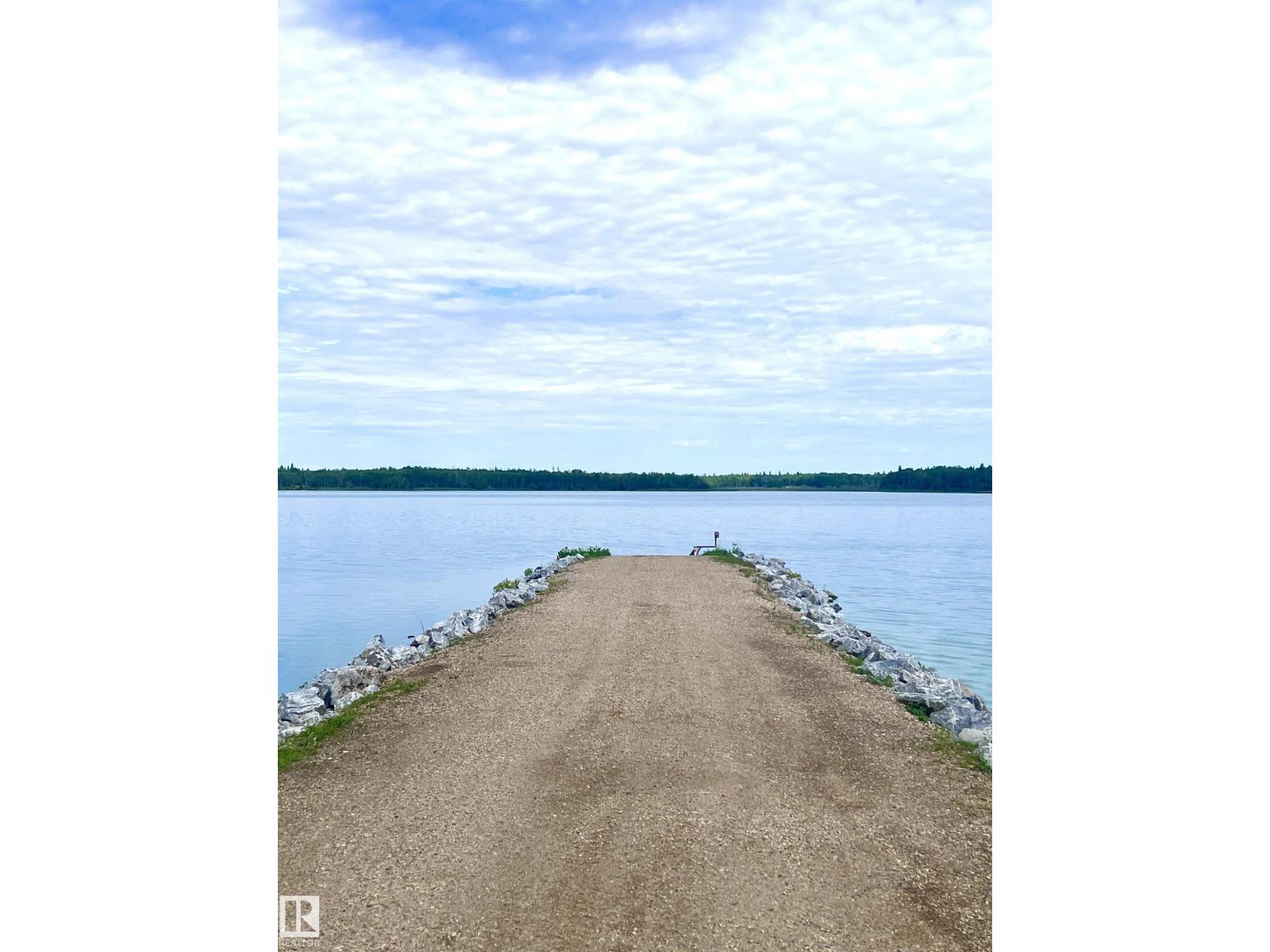 4008 Nakamun Dr, Rural Lac Ste. Anne County, Alberta  T0E 1V0 - Photo 58 - E4454394