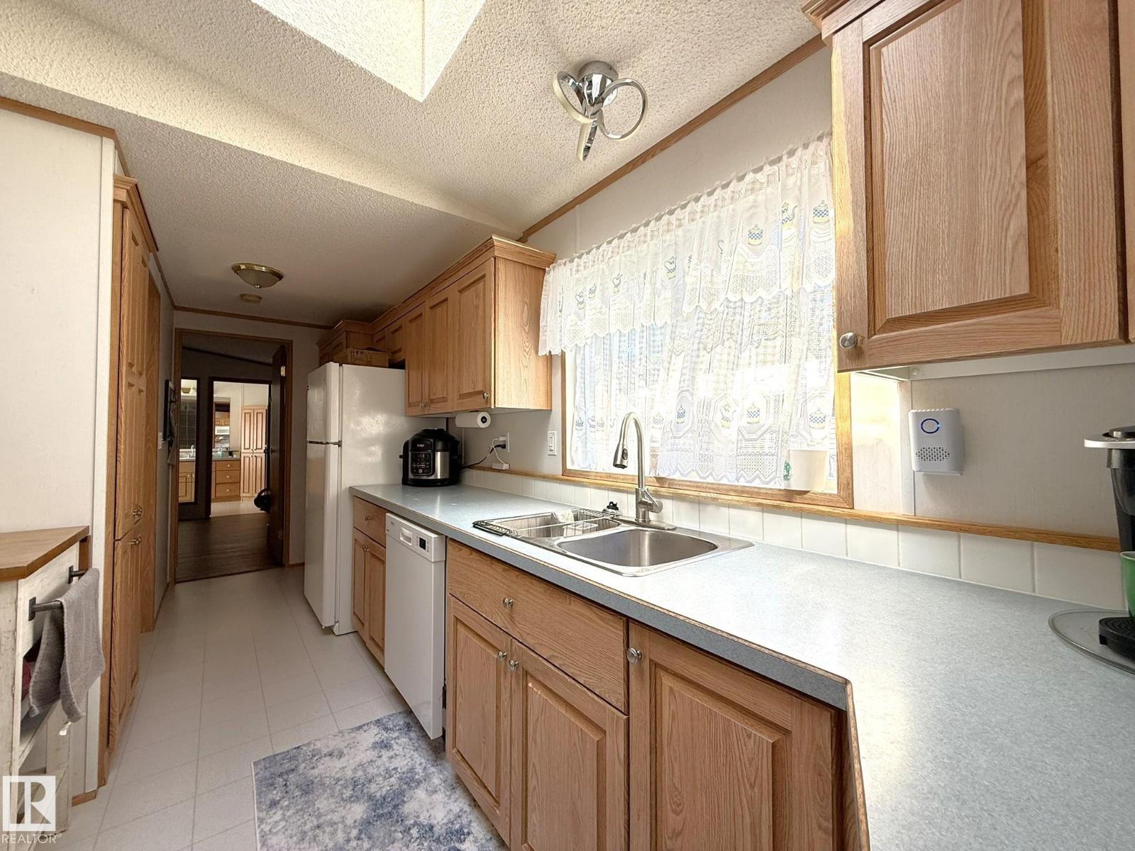 10 Village Green Mobile Park, Warburg, Alberta  T0C 2T0 - Photo 11 - E4454754