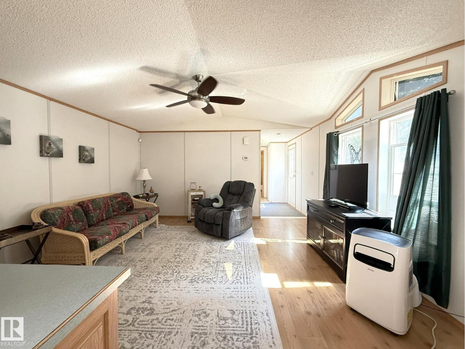 10 Village Green Mobile Park, Warburg, Alberta  T0C 2T0 - Photo 12 - E4454754