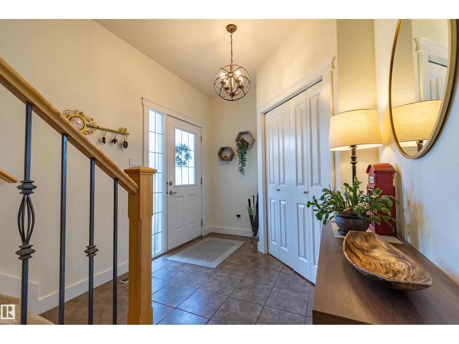 9 Southbridge Crescent, Calmar, Alberta  T0C 0V0 - Photo 4 - E4455202