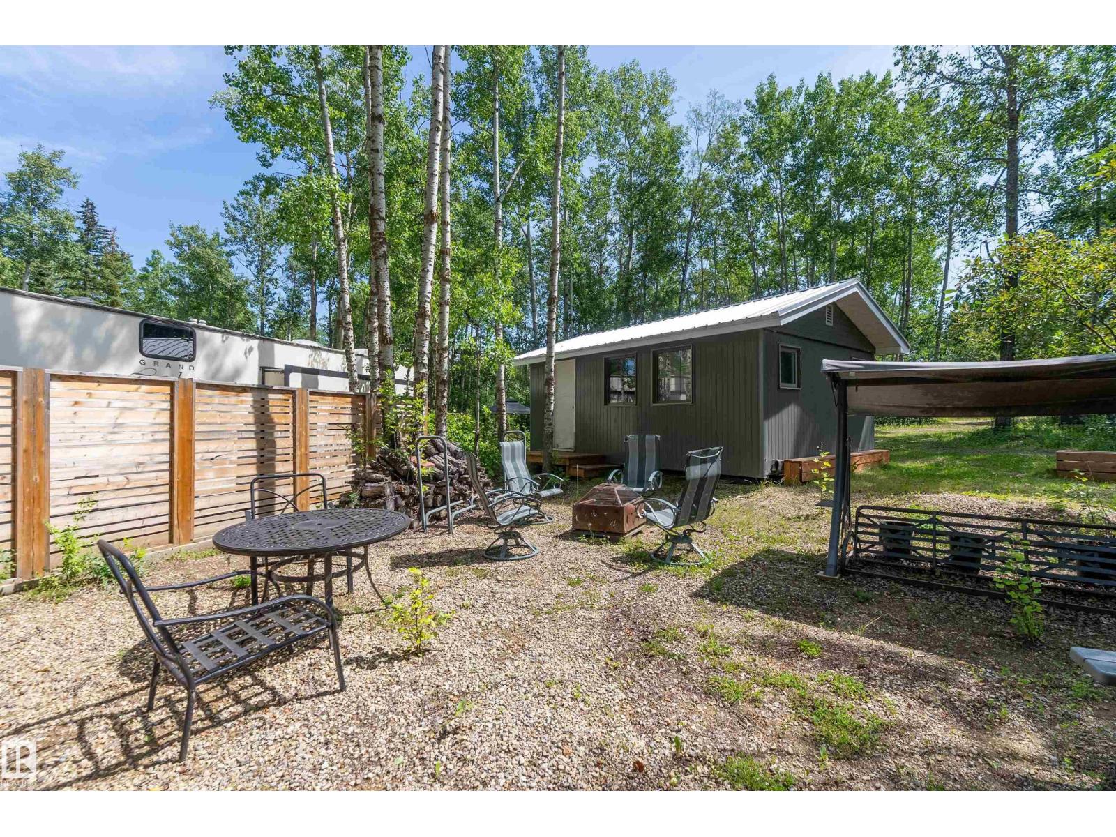 #101 53509 Rr 60, Rural Parkland County, Alberta  T0E 1H0 - Photo 15 - E4455335