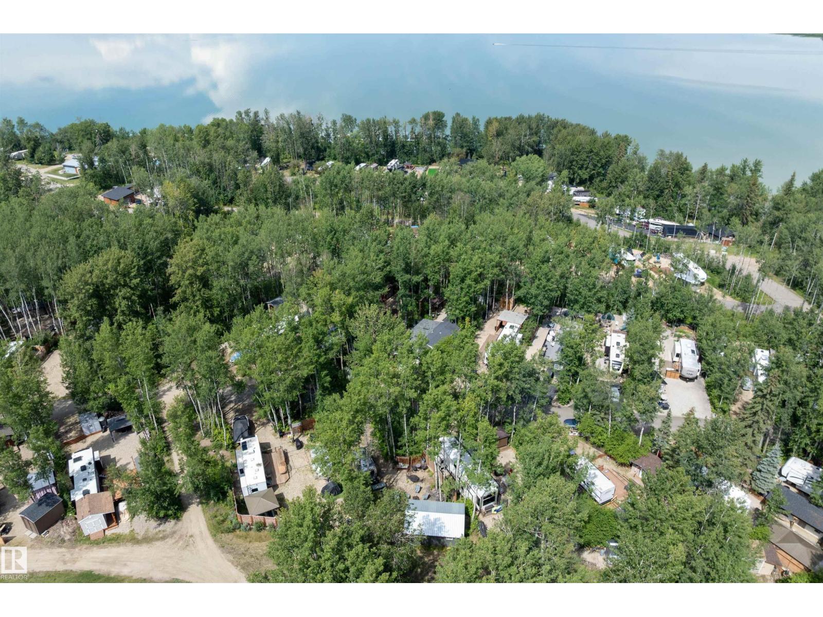 #101 53509 Rr 60, Rural Parkland County, Alberta  T0E 1H0 - Photo 4 - E4455335