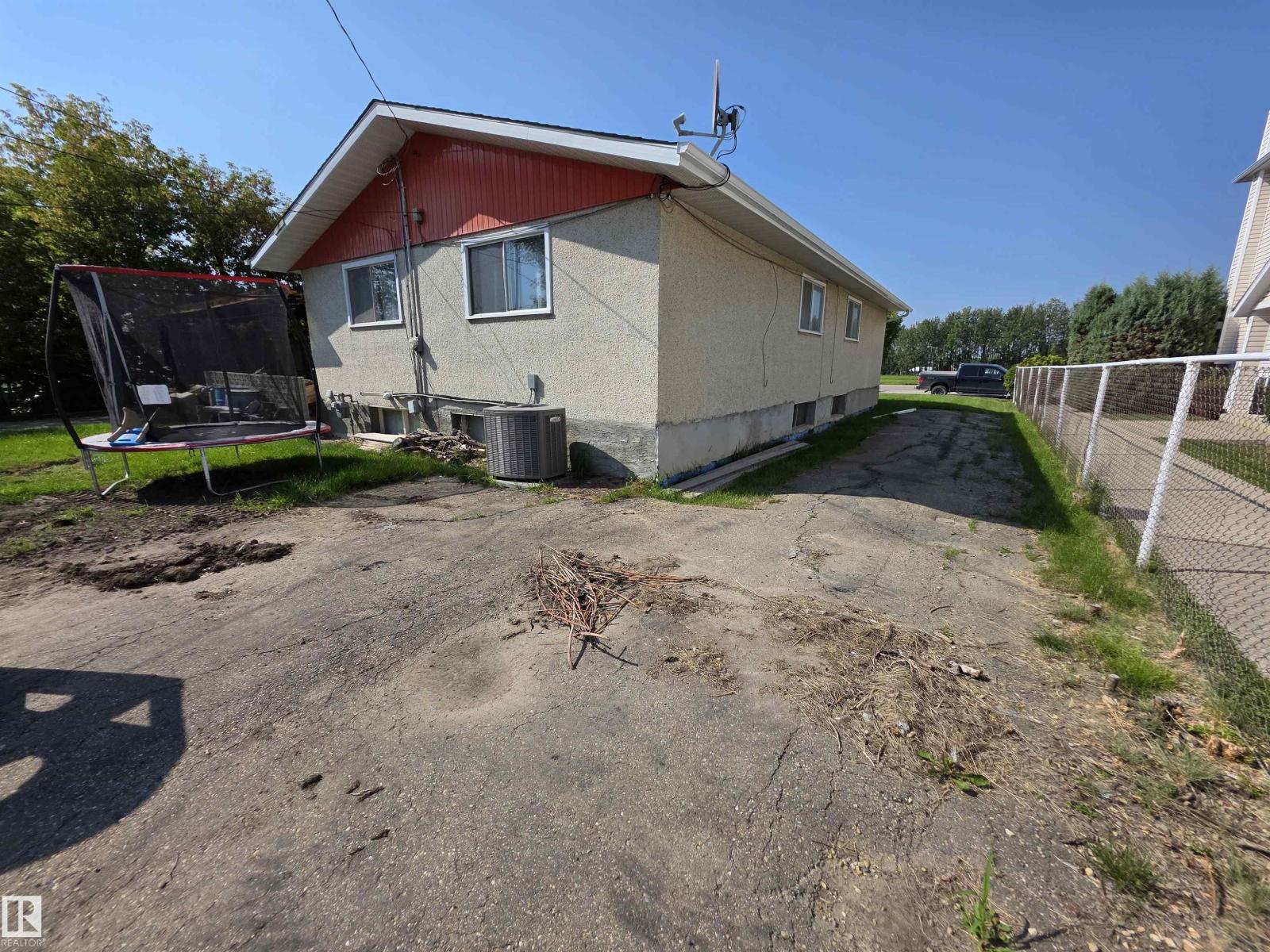 4719 50 St, Drayton Valley, Alberta  T7A 1J1 - Photo 5 - E4455372