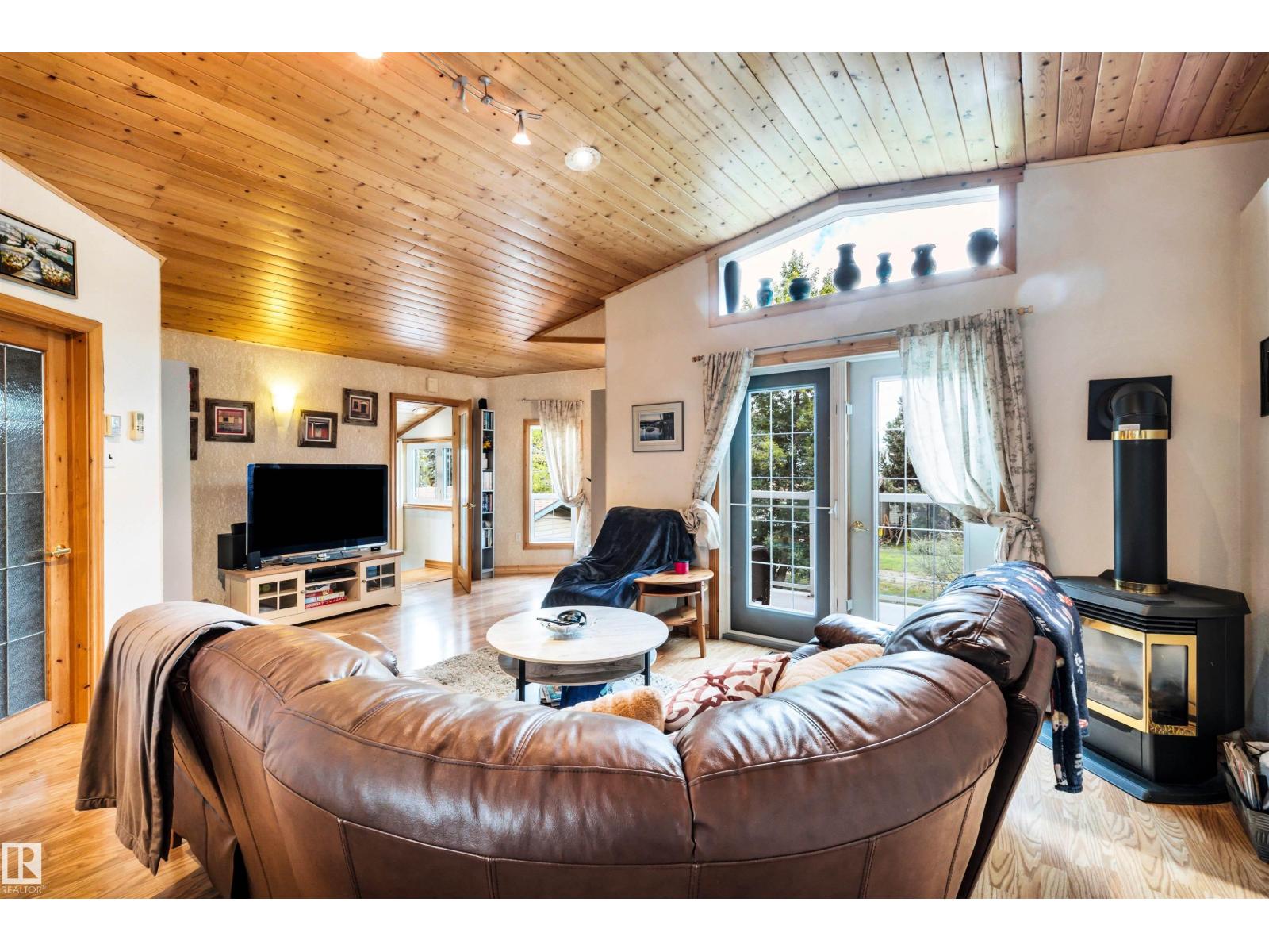 605 6th St, Rural Lac Ste. Anne County, Alberta  T0E 1A0 - Photo 41 - E4455517