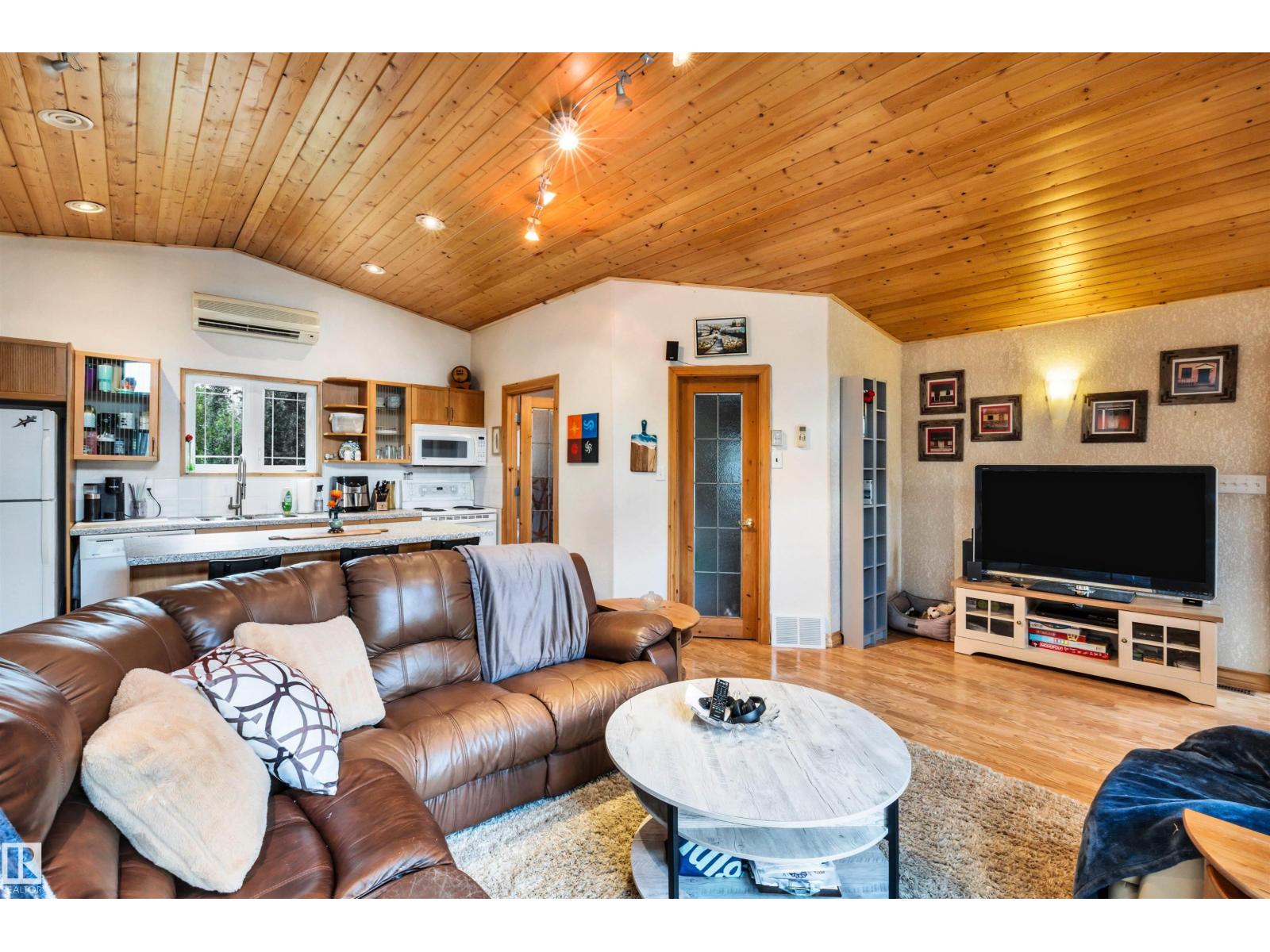 605 6th St, Rural Lac Ste. Anne County, Alberta  T0E 1A0 - Photo 42 - E4455517