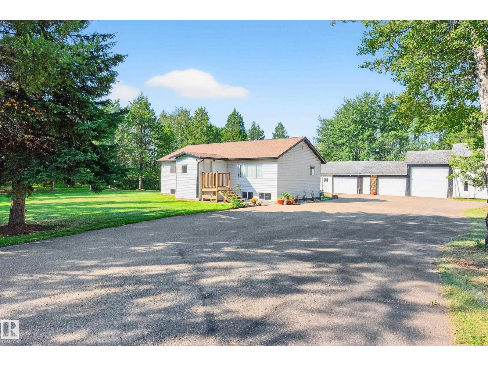 53524 Rge Road 15, Rural Lac Ste. Anne County, Alberta  T0E 1V0 - Photo 1 - E4455539